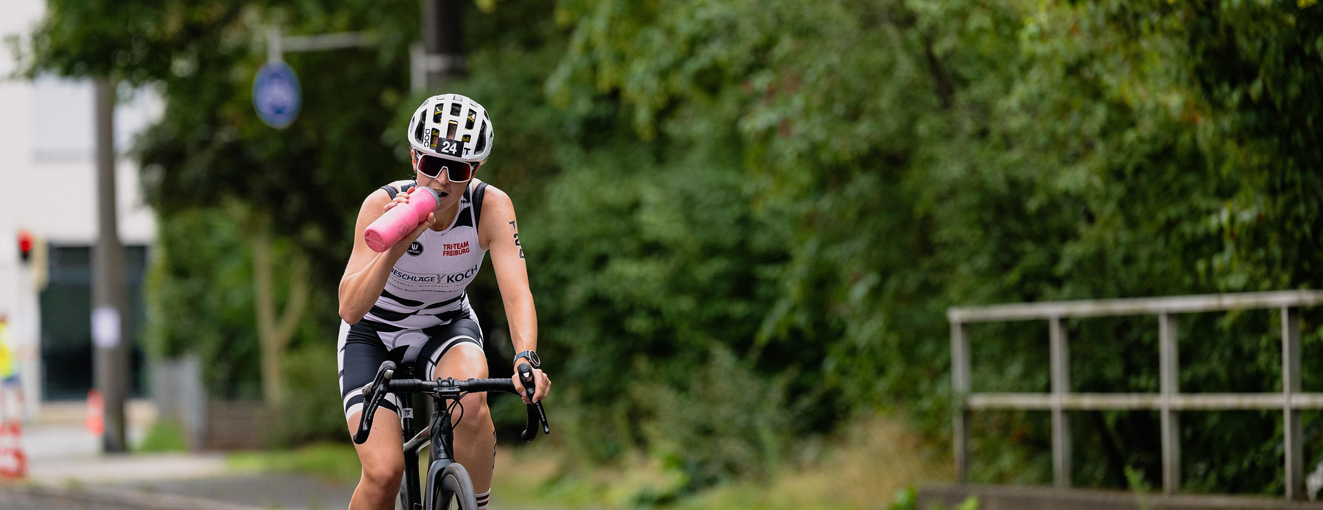 Fahrradhelm -Fahrradhelm cycling 8215973 1920